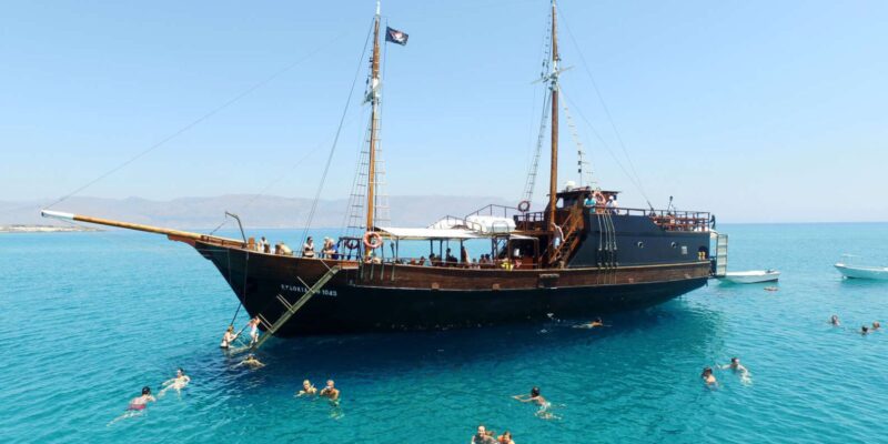 koufonisi-pirate boat