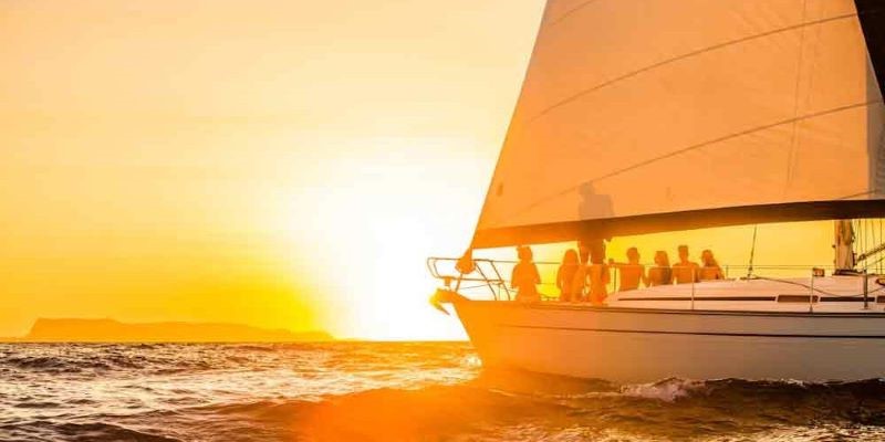 sunset_cruise_on_sailing_boat8X4